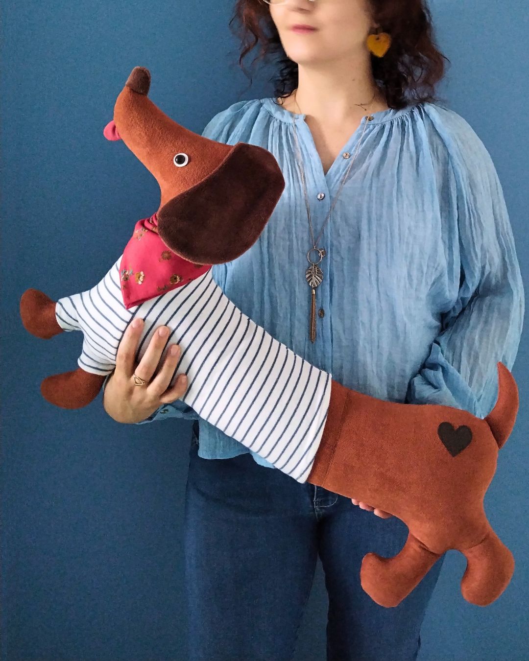 peluche teckel patron de couture gratuit