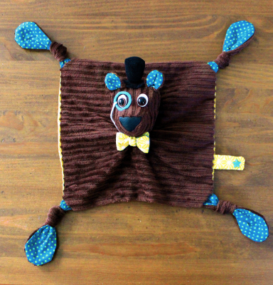 couture d'un doudou plat ourson arsene lupin
